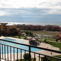 Flat at the first line of the sea / lake in Bulgaria, Burgas Province, Elenite, 73 sq.m.