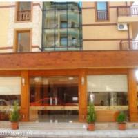 Отель (гостиница) на первой линии моря/озера в Болгарии, Бургасская область, Елените