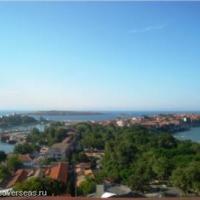 Отель (гостиница) на первой линии моря/озера в Болгарии, Бургасская область, Елените