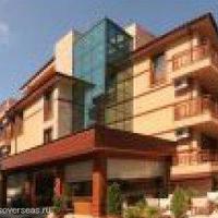 Отель (гостиница) на первой линии моря/озера в Болгарии, Бургасская область, Елените