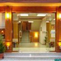 Отель (гостиница) на первой линии моря/озера в Болгарии, Бургасская область, Елените