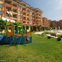 Flat at the first line of the sea / lake in Bulgaria, Burgas Province, Elenite, 108 sq.m.