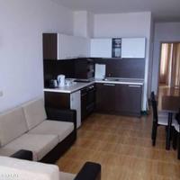 Flat at the first line of the sea / lake in Bulgaria, Burgas Province, Elenite, 108 sq.m.