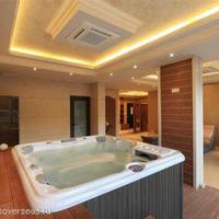 Hotel at the first line of the sea / lake in Bulgaria, Burgas Province, Elenite