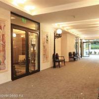 Hotel at the first line of the sea / lake in Bulgaria, Burgas Province, Elenite