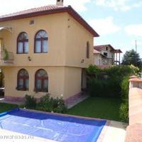 House in Bulgaria, Dobrich region, Elenite