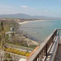 Flat at the first line of the sea / lake in Bulgaria, Burgas Province, Elenite