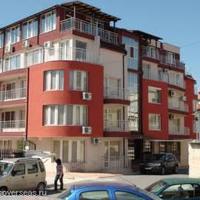 Flat at the first line of the sea / lake in Bulgaria, Nesebar