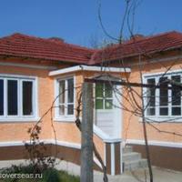 House in Bulgaria, Dobrich region, Elenite