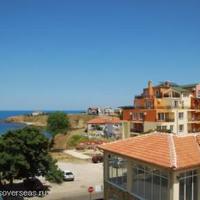 Flat at the first line of the sea / lake in Bulgaria, Burgas Province, Elenite