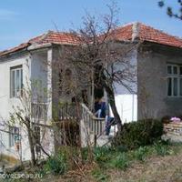 House in Bulgaria, Padina