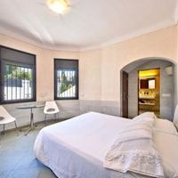 Villa in Spain, Balearic Islands, Palma, 280 sq.m.