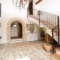 Villa in Spain, Balearic Islands, Palma, 350 sq.m.