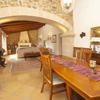 Villa in Spain, Balearic Islands, Palma, 350 sq.m.