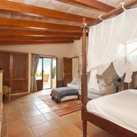 Villa in Spain, Balearic Islands, Palma, 350 sq.m.