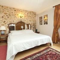 Villa in Spain, Balearic Islands, Palma, 350 sq.m.