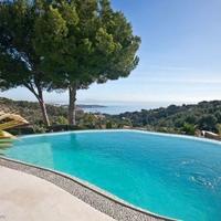 Villa in Spain, Balearic Islands, Palma, 620 sq.m.