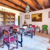 Villa in Spain, Balearic Islands, Palma, 1500 sq.m.