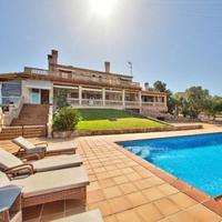 Villa in Spain, Balearic Islands, Palma, 650 sq.m.