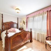 Villa in Spain, Balearic Islands, Palma, 650 sq.m.