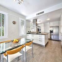 Villa in Spain, Balearic Islands, Palma, 415 sq.m.