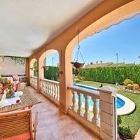 Villa in Spain, Balearic Islands, Palma, 220 sq.m.