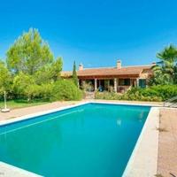 Villa in Spain, Balearic Islands, Palma, 350 sq.m.