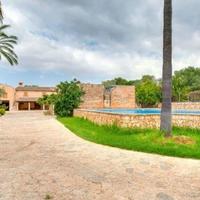 Villa in Spain, Balearic Islands, Palma, 3100 sq.m.