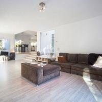 Villa in Spain, Balearic Islands, Palma, 350 sq.m.