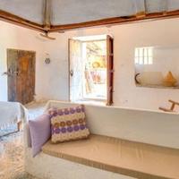 Villa in Spain, Balearic Islands, Palma, 240 sq.m.