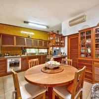 Villa in Spain, Balearic Islands, Palma, 295 sq.m.