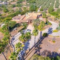 Villa in Spain, Balearic Islands, Palma, 470 sq.m.