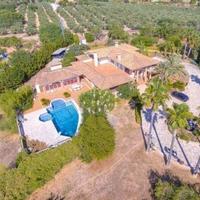 Villa in Spain, Balearic Islands, Palma, 470 sq.m.