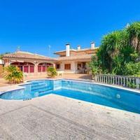 Villa in Spain, Balearic Islands, Palma, 470 sq.m.
