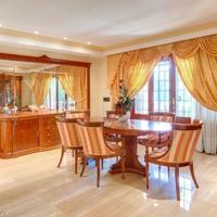 Villa in Spain, Balearic Islands, Palma, 470 sq.m.