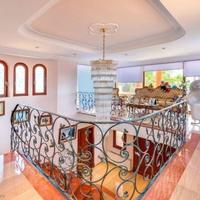 Villa in Spain, Balearic Islands, Palma, 470 sq.m.