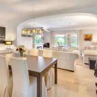 Flat in Spain, Balearic Islands, Palma, 200 sq.m.