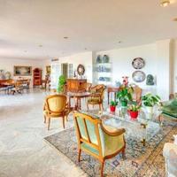 Flat in Spain, Balearic Islands, Palma, 270 sq.m.