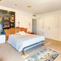 Flat in Spain, Balearic Islands, Palma, 270 sq.m.