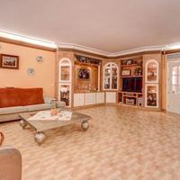 Villa in Spain, Balearic Islands, Palma, 308 sq.m.