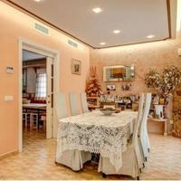 Villa in Spain, Balearic Islands, Palma, 308 sq.m.