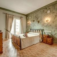 Villa in Spain, Balearic Islands, Palma, 308 sq.m.