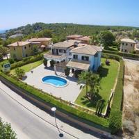 Villa in Spain, Balearic Islands, Palma, 380 sq.m.