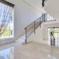 Villa in Spain, Balearic Islands, Palma, 380 sq.m.