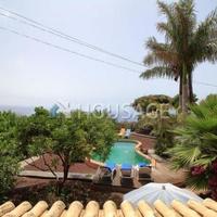 Villa in Spain, Canary Islands, Santa Cruz de Tenerife, 490 sq.m.