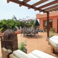 Villa in Spain, Canary Islands, Santa Cruz de Tenerife, 490 sq.m.