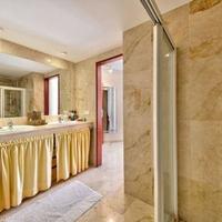 Flat in Spain, Balearic Islands, Palma, 170 sq.m.
