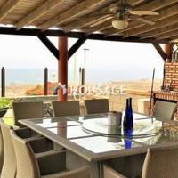 Villa in Spain, Canary Islands, Santa Cruz de Tenerife