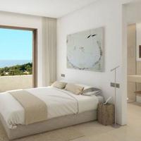 Flat in Spain, Balearic Islands, Palma, 140 sq.m.
