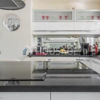 Таунхаус в Испании, Андалусия, 380 кв.м.